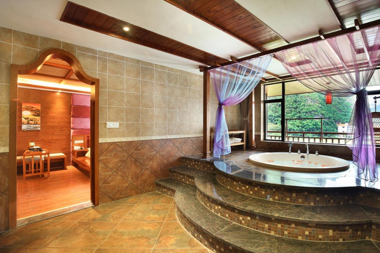 Blue Sky Hotel 陽朔 エクステリア 写真