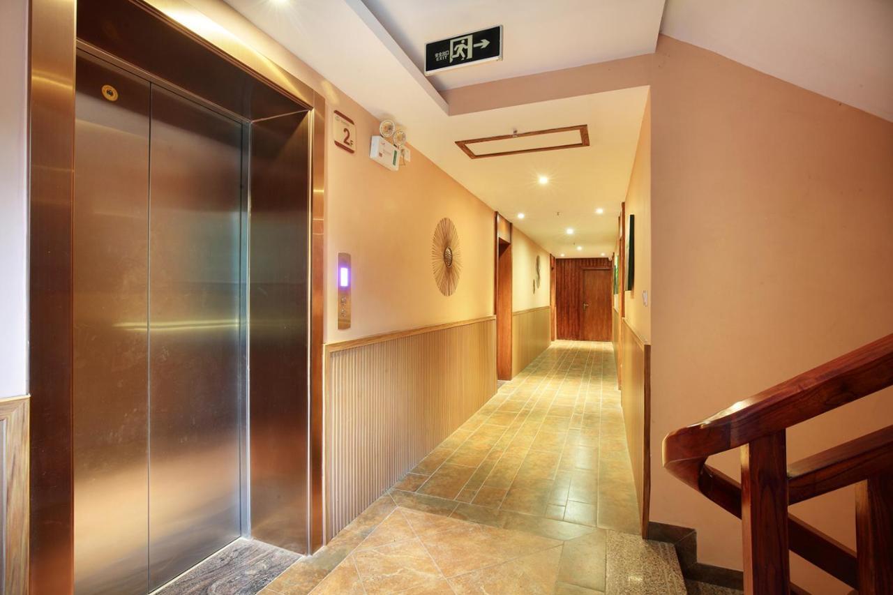 Blue Sky Hotel 陽朔 エクステリア 写真